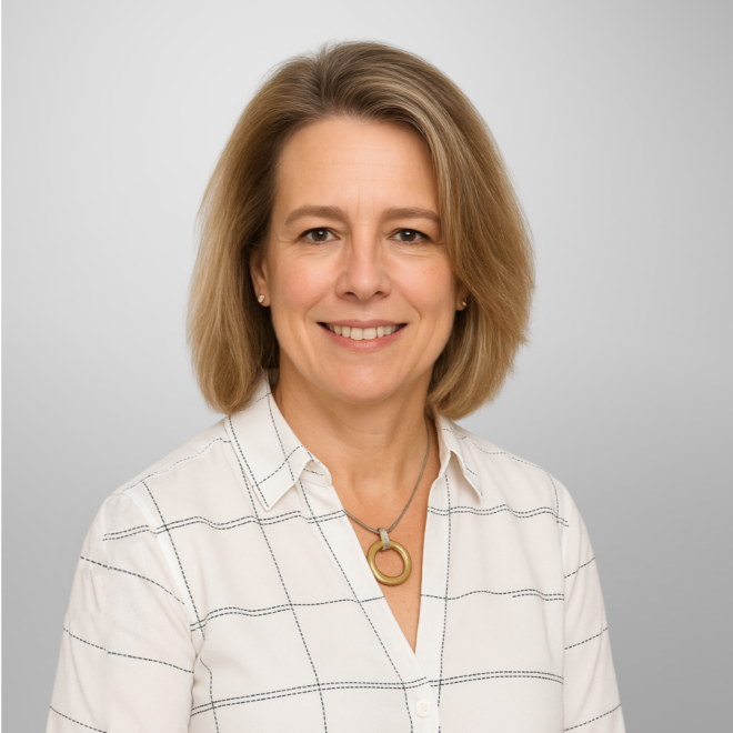 Kaelee VanCamp is a physician recruiting consultant for St. John Associates in the Surgical Specialties division